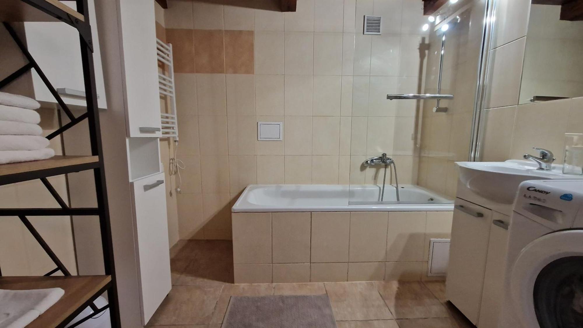St Gertruda Apartment Free Parking Citybeat#2 Krasków Eksteriør bilde